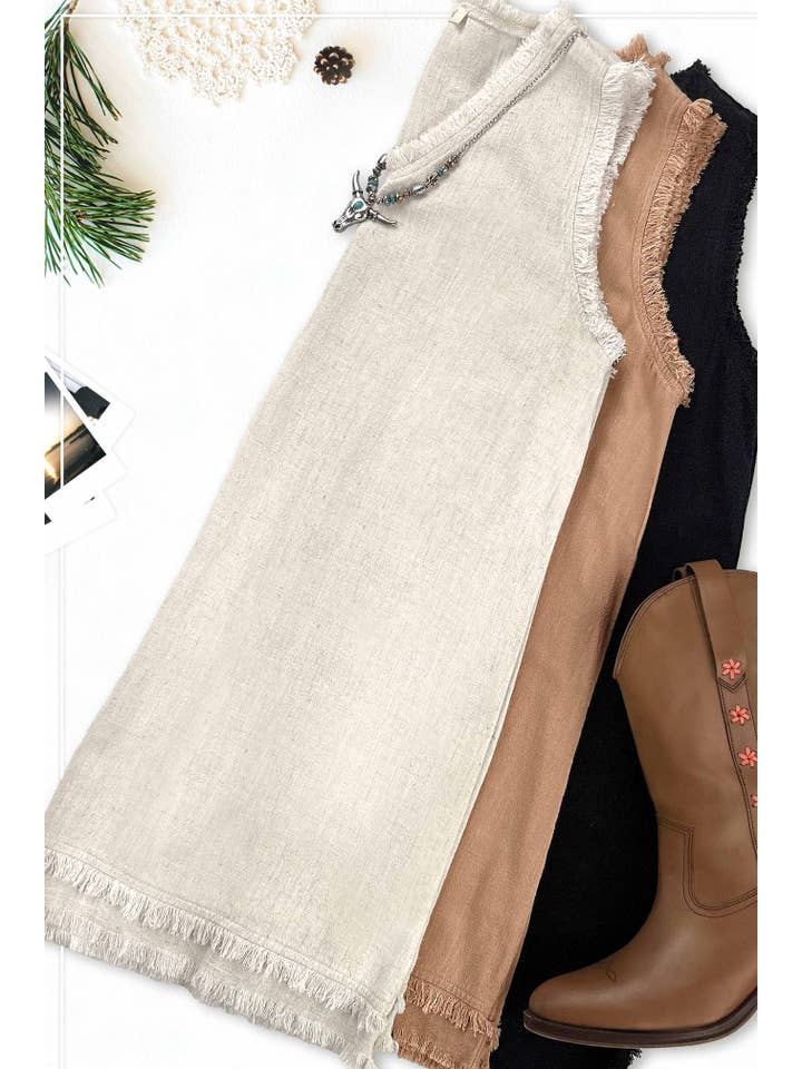 La Miel - Vendita all'ingrosso Vestito - Donna - Abito mini La Miel in tessuto morbido con bordo tagliato e orlo sfrangiato a V19