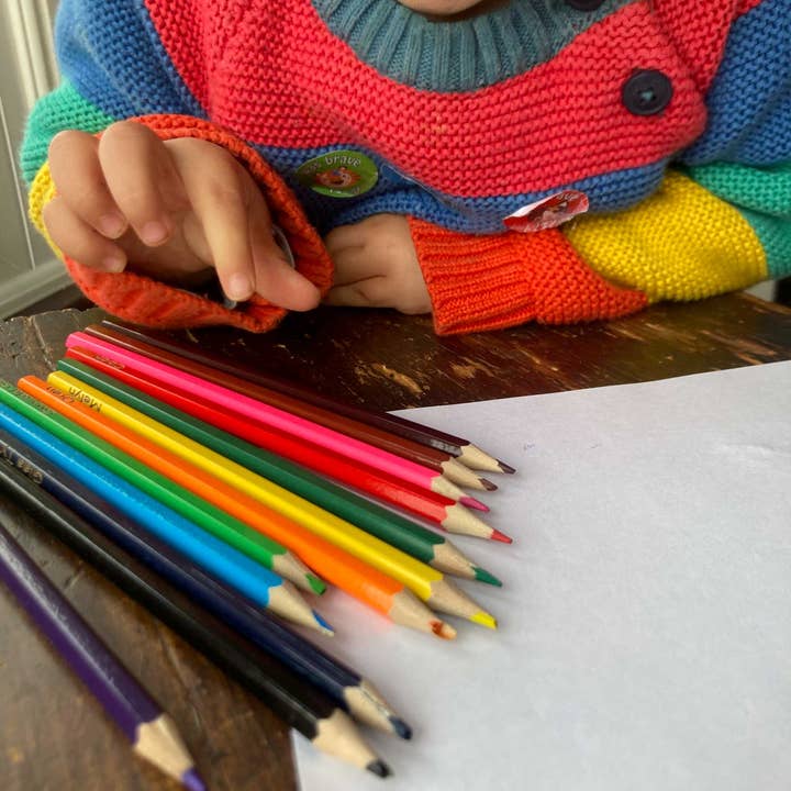 The Welsh Gift Shop - Venta al por mayor Lápices de colores - Set de Lápices de Colores - Nombres de Colores en Galés6