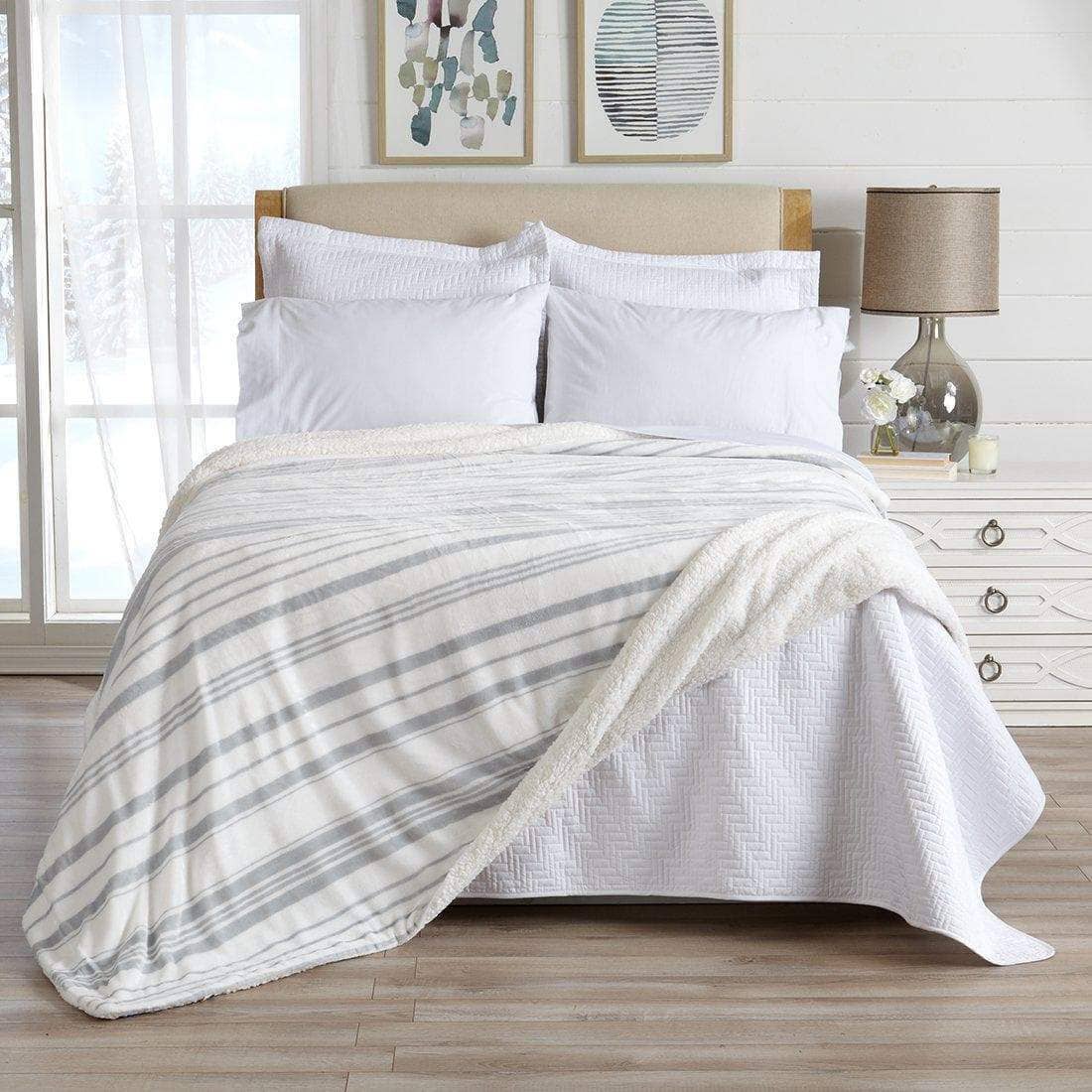 BH Collective - Wholesale Bedding Blanket - Bed Blanket - Velvet Plush & Sherpa Reverse - Kinsley94