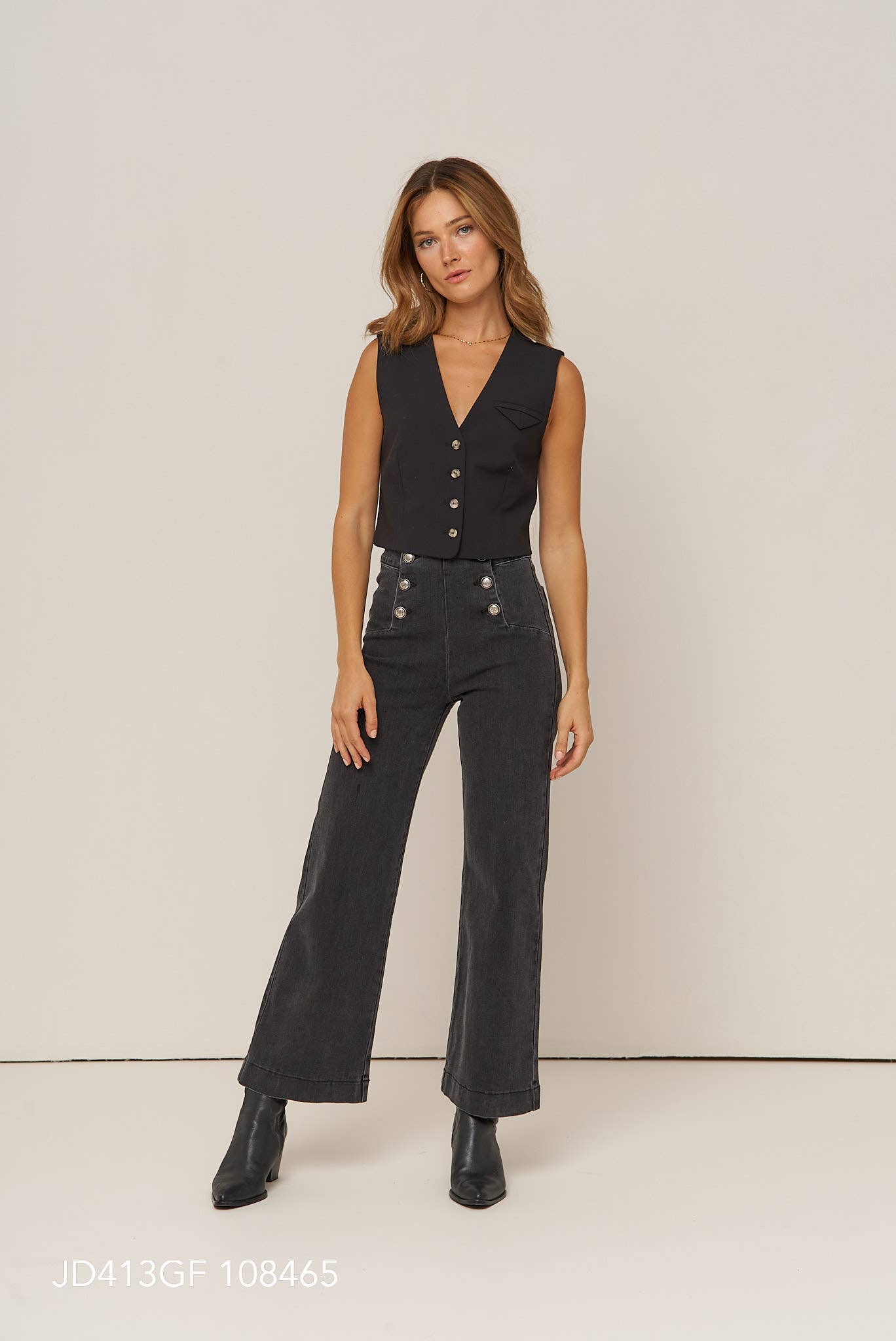 Oraije Paris - Vendita all'ingrosso Jeans - Donna - Jeans larghi Victorine a 6 bottoni5