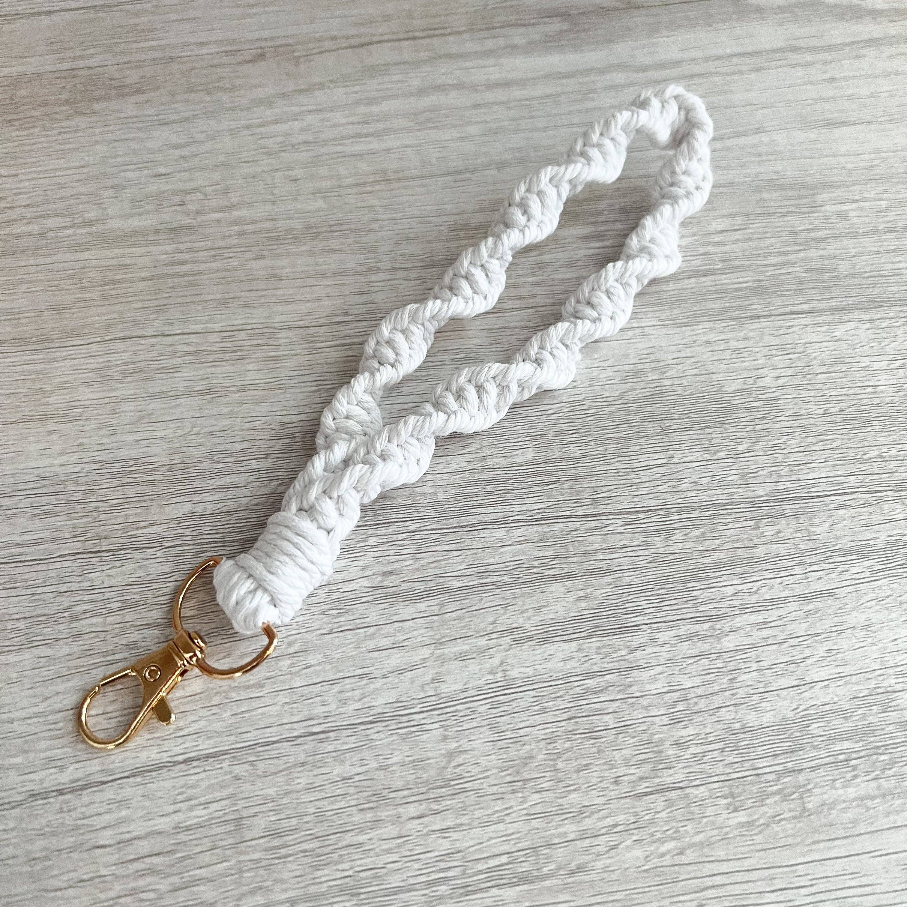 Sweettine Wholesale – wholesale Keychain – Women's – Macrame Twist Wristlet Key Chain0