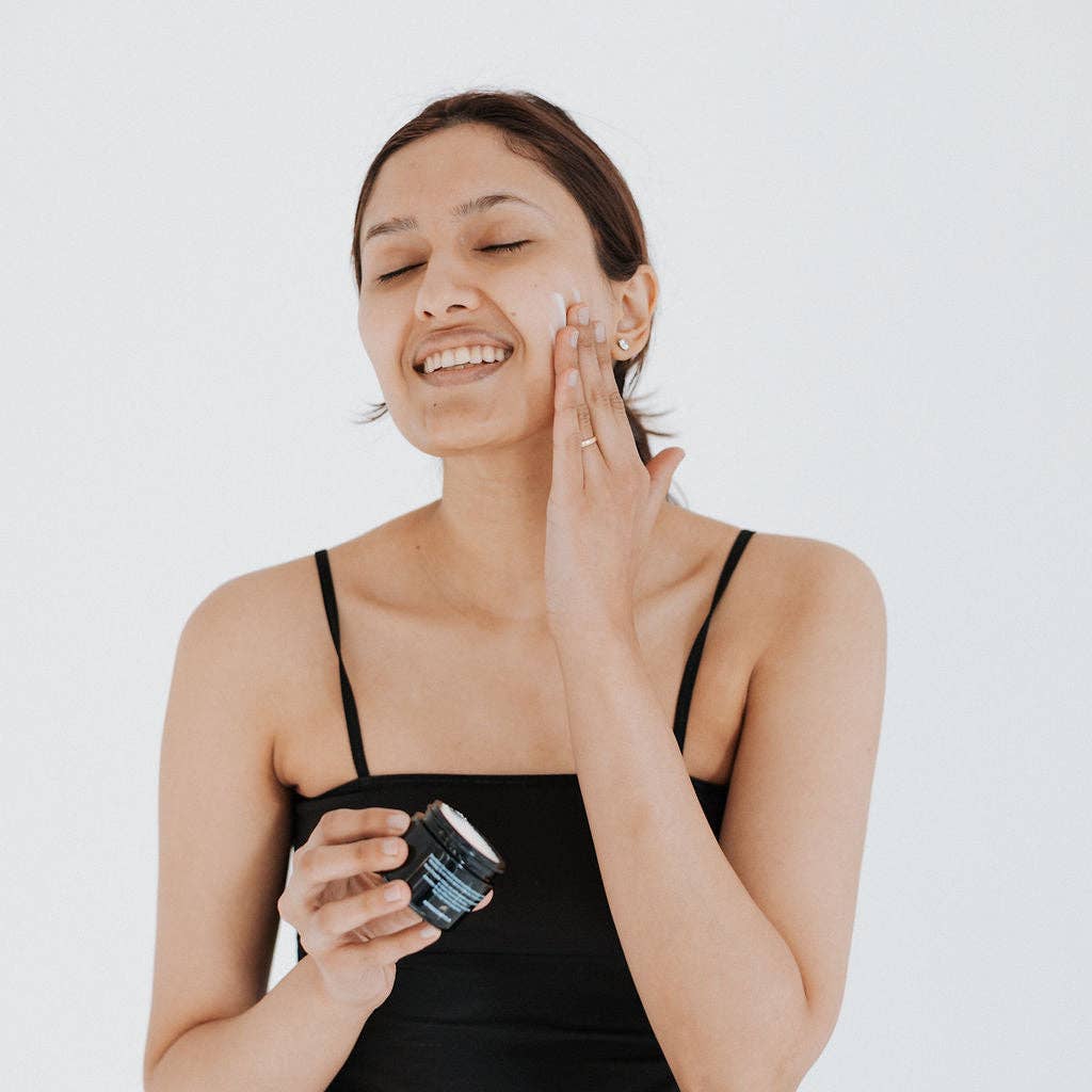 Greenbriar Market - Wholesale Facial Exfoliant/Scrub - Facial Scrub | Invigorate + Reset | Bulk 1 L2