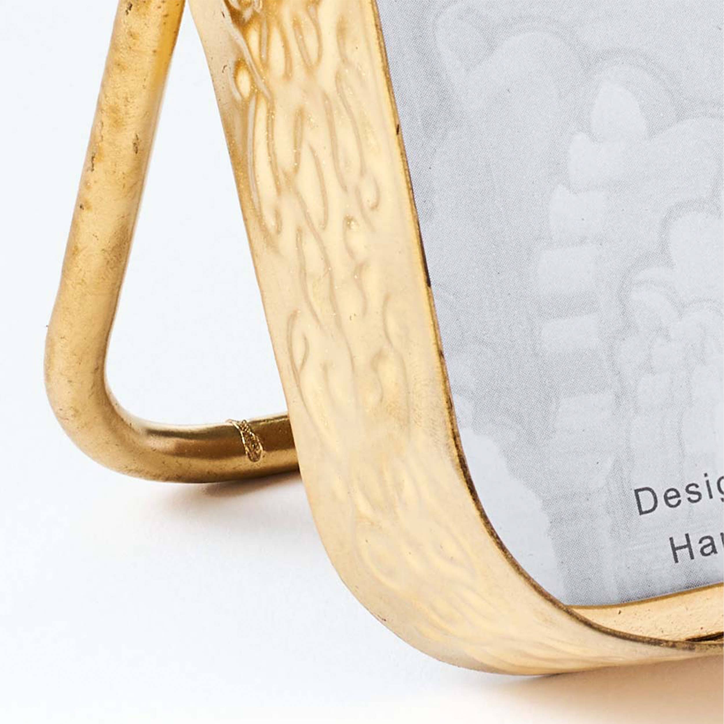 Matr Boomie Fair Trade - Wholesale Picture Frame - Loha 5x7 Rounded Picture Frame - Embossed Iron1