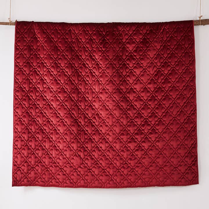 Rood BH Caserta dekbed in fluweelrood voor groothandel op Faire5