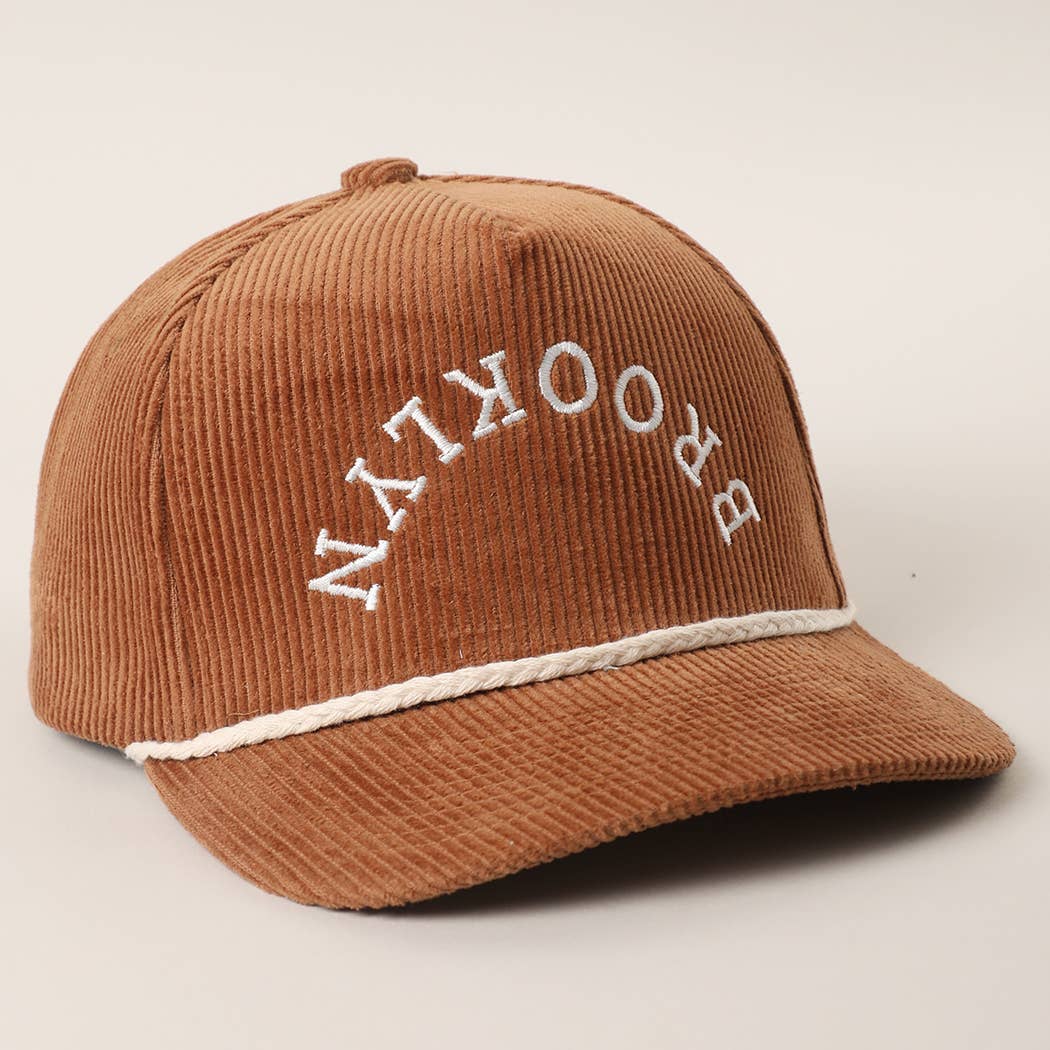 CORDUROY 3003 Cappello Ricamato in Velluto a Coste Personalizzato - La Tua Città e Stato in vendita all'ingrosso su Faire6