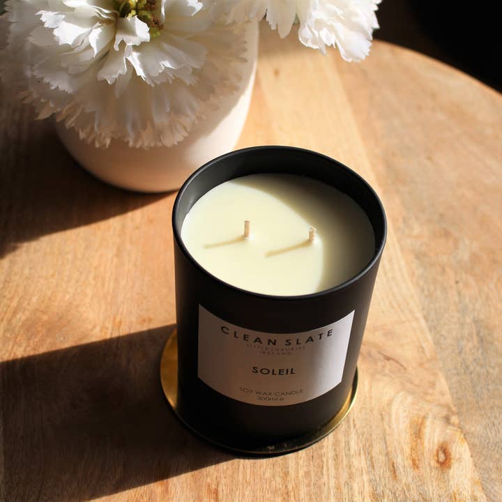 Soleil Noir Candle for wholesale by CLEAN SLATE