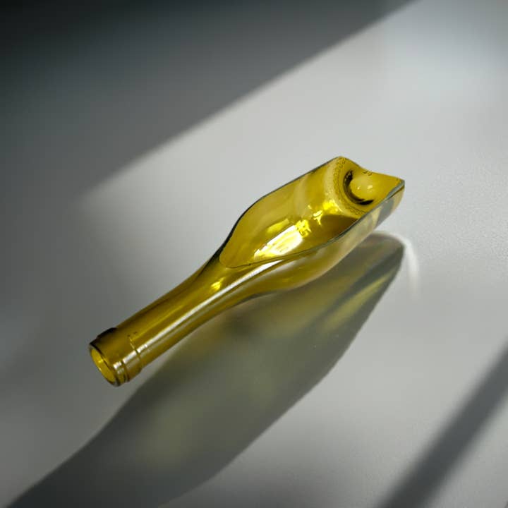 Wine Not Upcycle - Vendita all'ingrosso Vasi per piante - Bottiglia di vino riciclata tagliata orizzontalmente