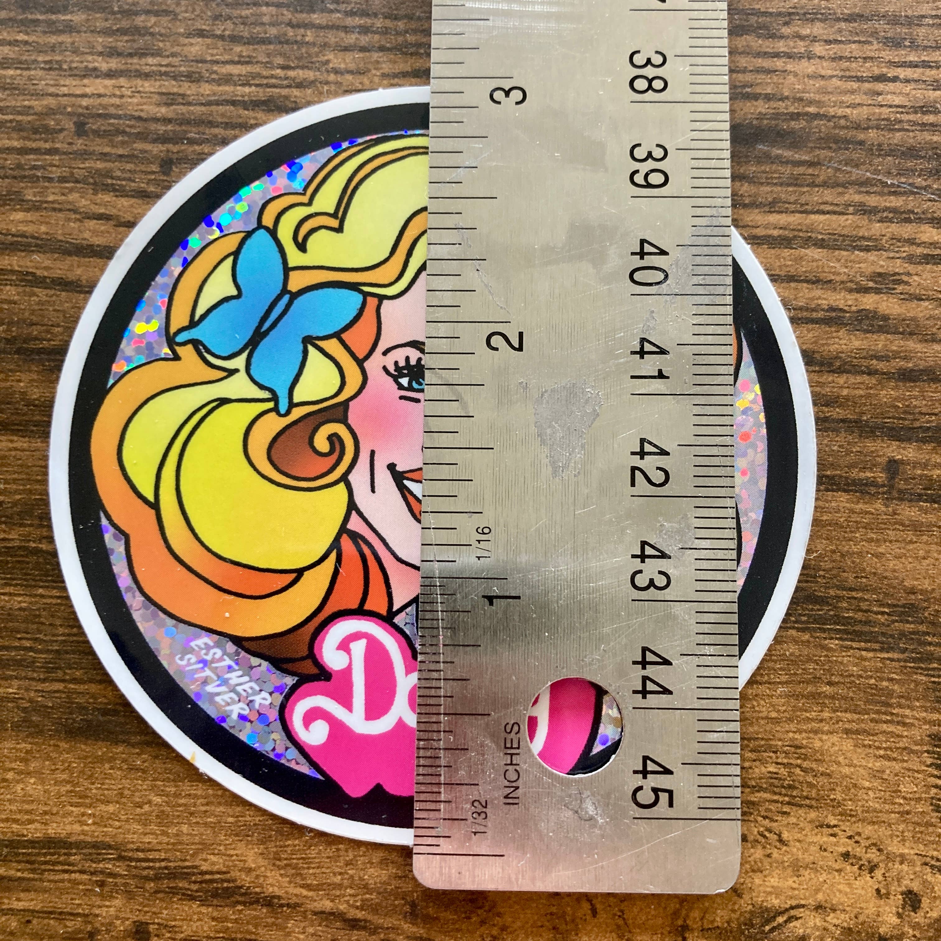 Esther Sketch - Venta al por mayor Pegatina - Pegatina con purpurina Barbie Dolly de Backwoods de 3 x 3 pulgadas4