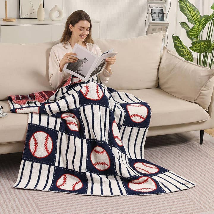 Sensibling Corp. - Wholesale Throw Blanket - Baseball Theme Patterned Reversible Throw Blanket3