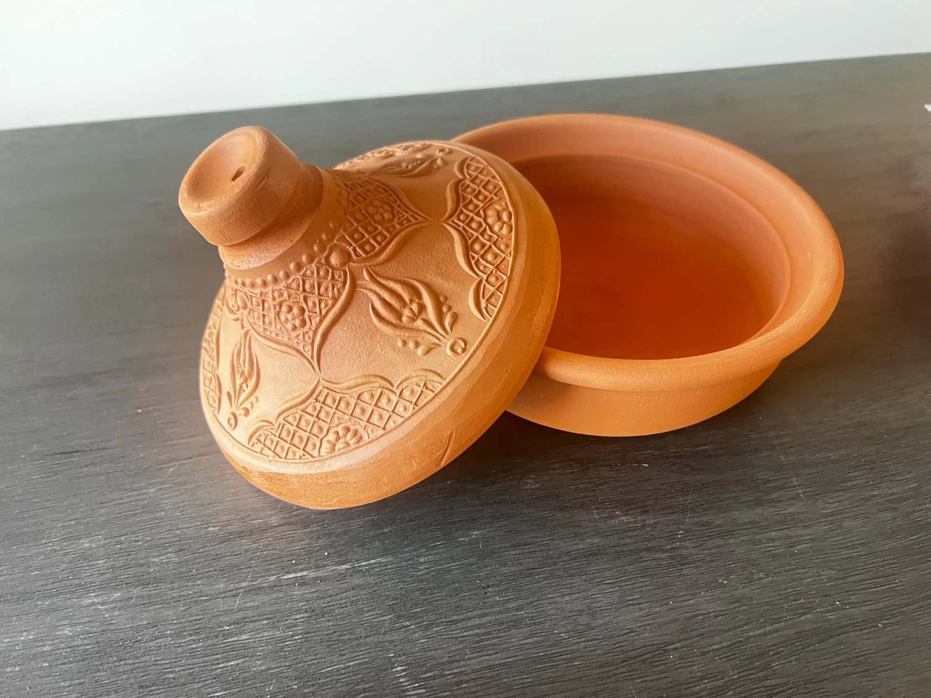 GJE Terracotta - Wholesale Cooking Pot - Unglazed Clay Targine Cooking Pot -8.5 inch 3