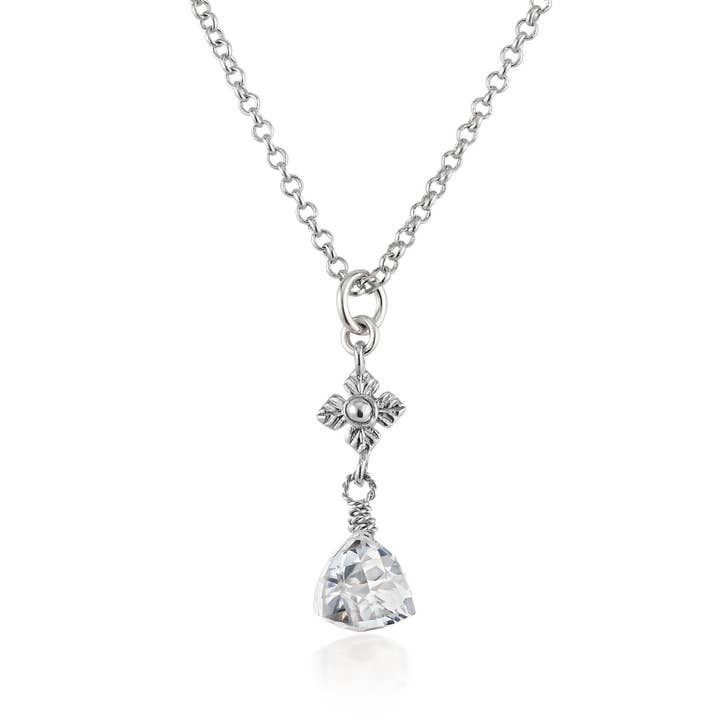 Collier en forme de fleur en cristal de roche taillé en trillium pour la vente par Anatoli Jewelry