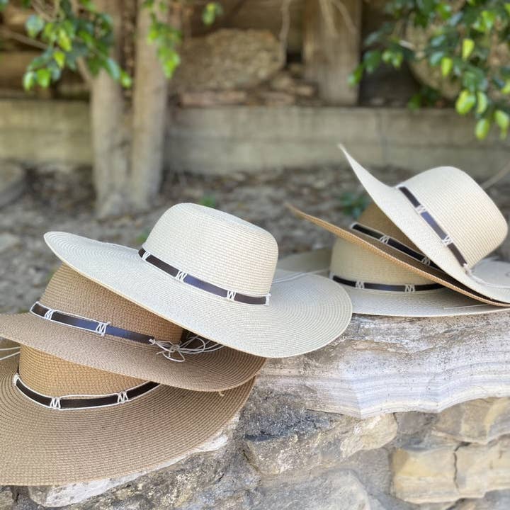 Queens INC - Wholesale Straw Hat - Women's - Floppy Straw Sun Hat WIth Strap