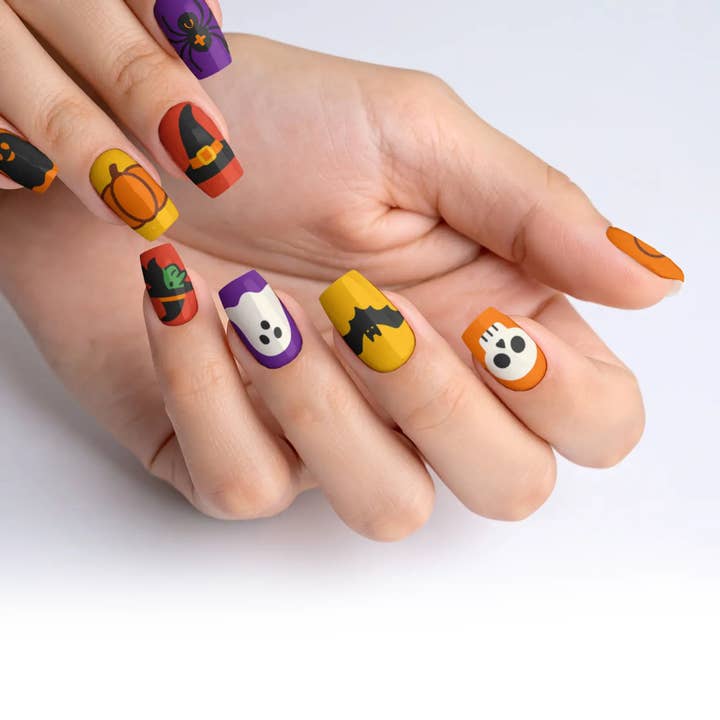 FYNE BODY - Wholesale Press-on/fake nails - Candy Corn Cuties Multicolor Halloween Press-On Nails81