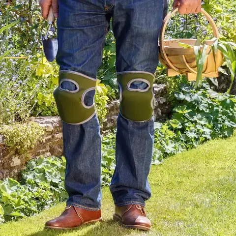Burgon and Ball EU - Wholesale Garden Tool - Kneelo® Knee Pads - Moss4