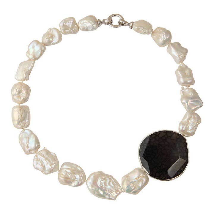 720-01-10 | STONE PEARL CHOKER W/ TIBETAN BLACK QUARTZ MEDALLION for wholesale by Girl With A Pearl