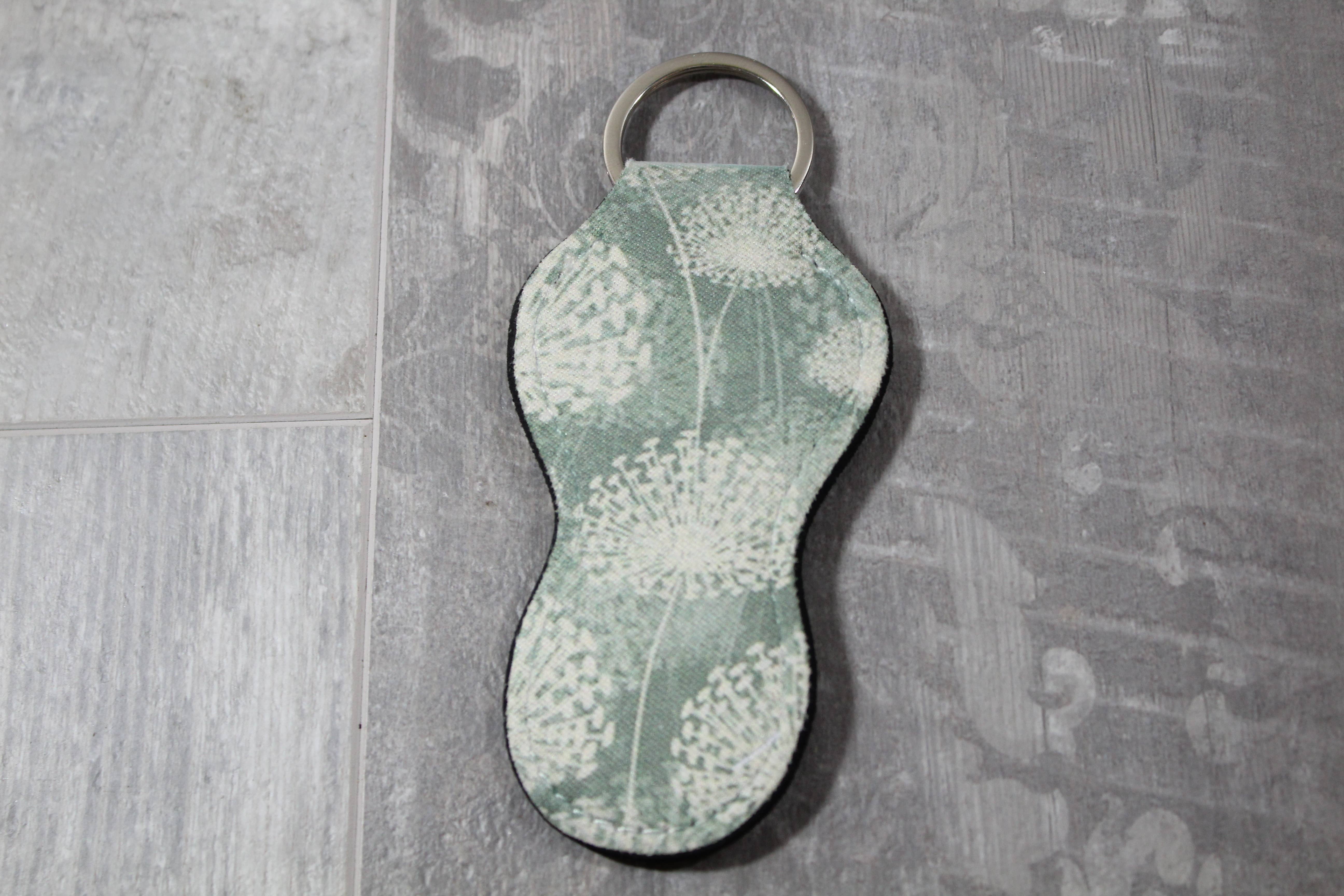 Raven Design – Porta-chaves - Unissexo por atacado – Dandelions Floral Cappstick/Porta-Isqueiro Porta-Leves Porta-Chaves1