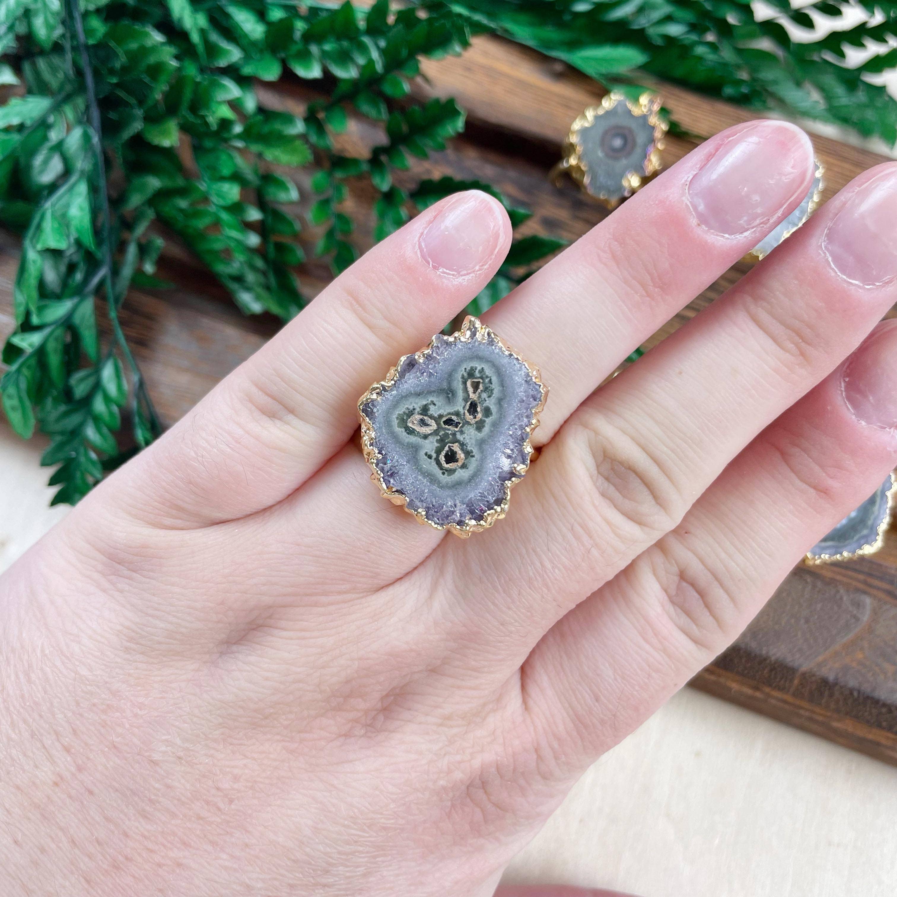 Ewelina Pas Jewelry - Vendita all'ingrosso Anelli cocktail/statement - Anello in oro con ametista stalattite20