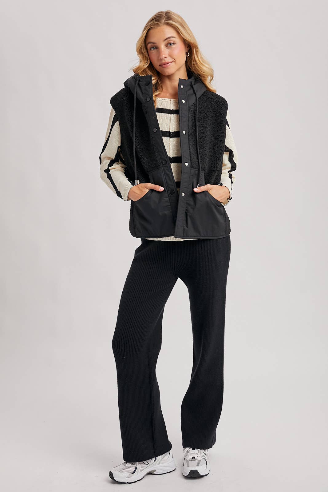 Bluivy - Wholesale Outerwear Vest - Women's - SHERPA FLEECE HOODED VEST WITH FAUX SUEDE INNER17
