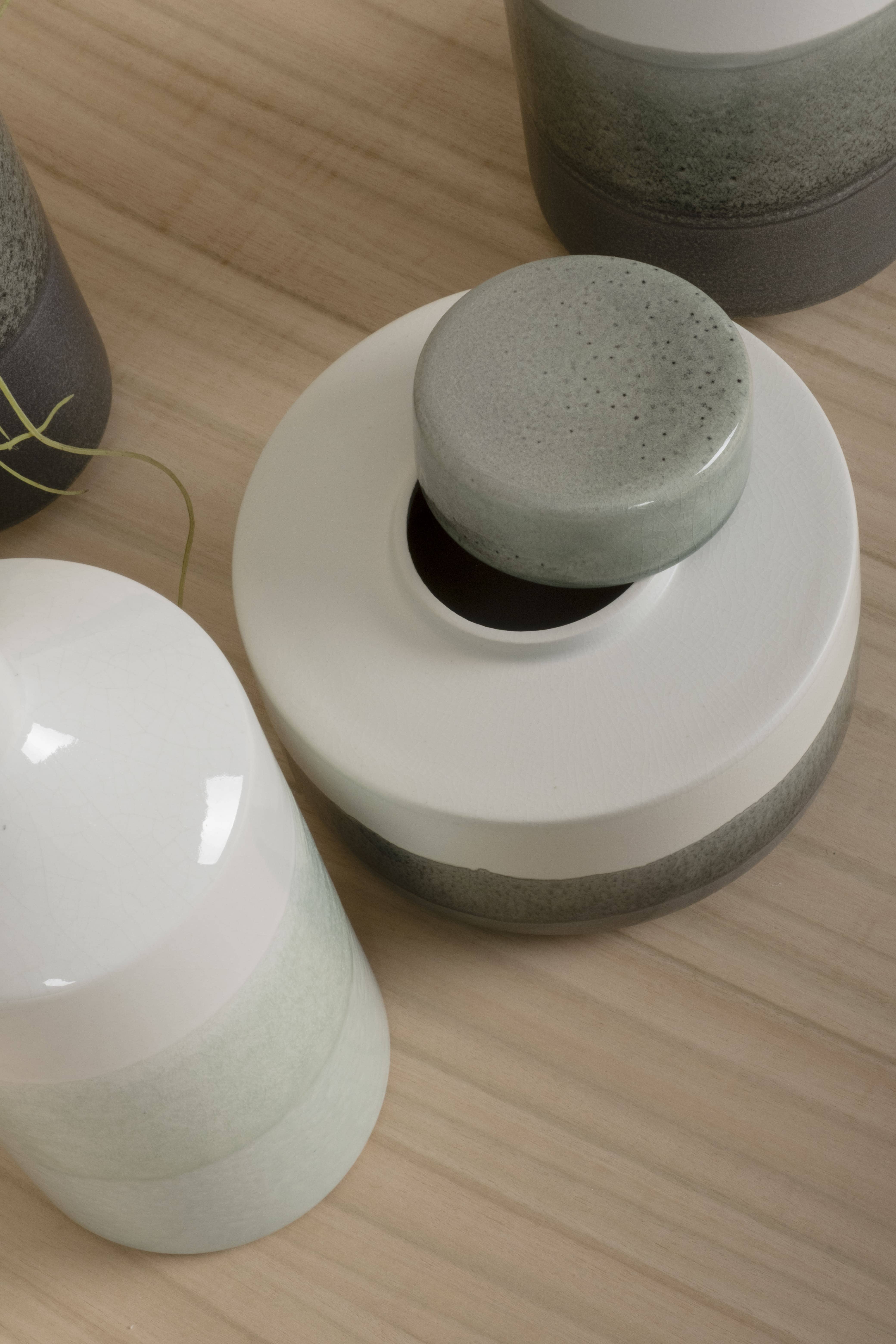 Lusitanus Home - Wholesale Plant Pot - Set/5 Ceramic Pots, White & Gray, Handmade by Lusitanus Home4