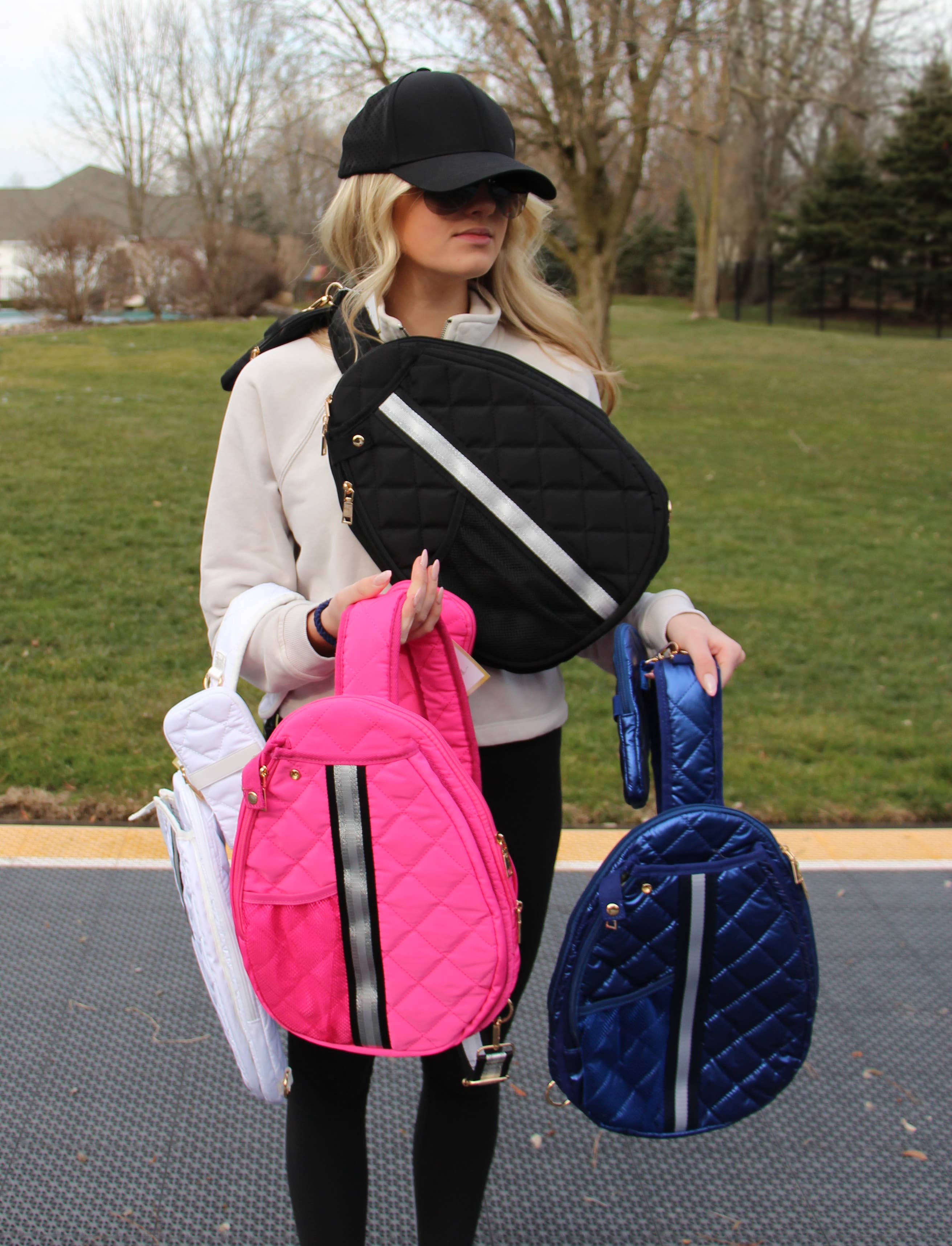 Lemonbella – wholesale Sports bag – Unisex – Jillian Pickle Ball Sling Non Volley Navy- Closeout Deal1