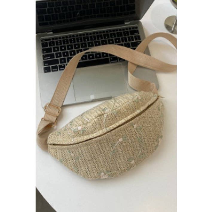 JOSSLYN by wall to wall - Wholesale Belt Bag - Women's - RAFFIA STRAW WAIST FANNY PACK CROSSBODY BELT BAG | 40P5591