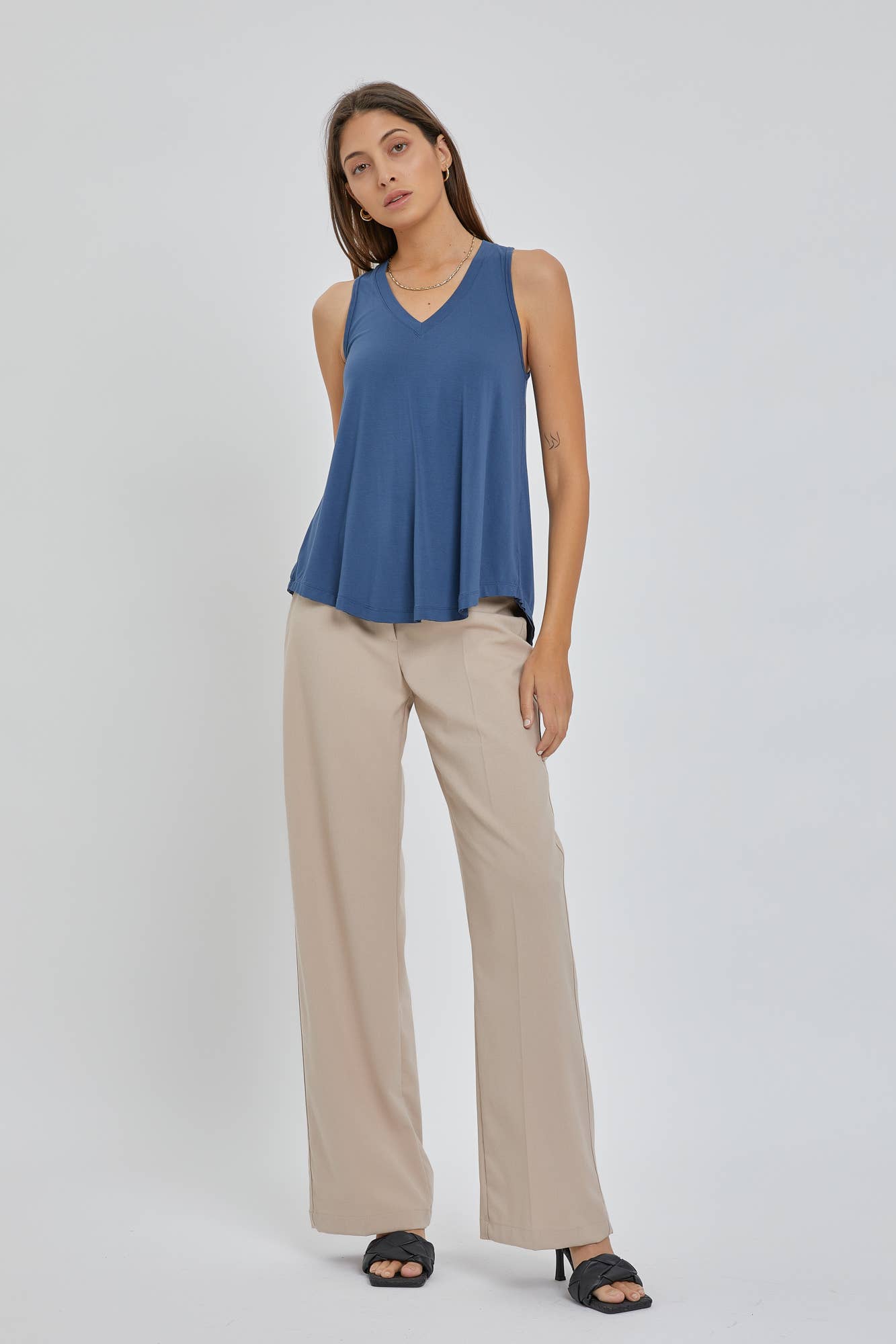 Be Cool - Wholesale Tank Top - Women's - [SOFT CORE] V-NECK TANK48