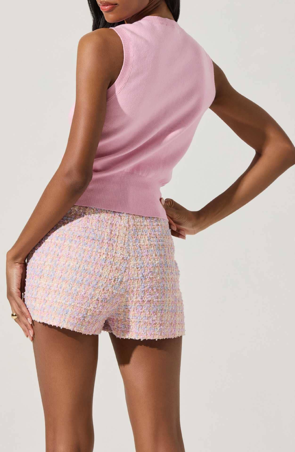 Rosa Clothing - Wholesale Outerwear Vest - Women's - Sleeveless Button Knit Vest4