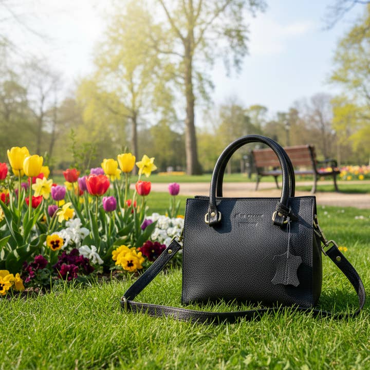 Genuine Leather Crossbody Purse – Black - Retailer Favorite for wholesale by Alta Quero