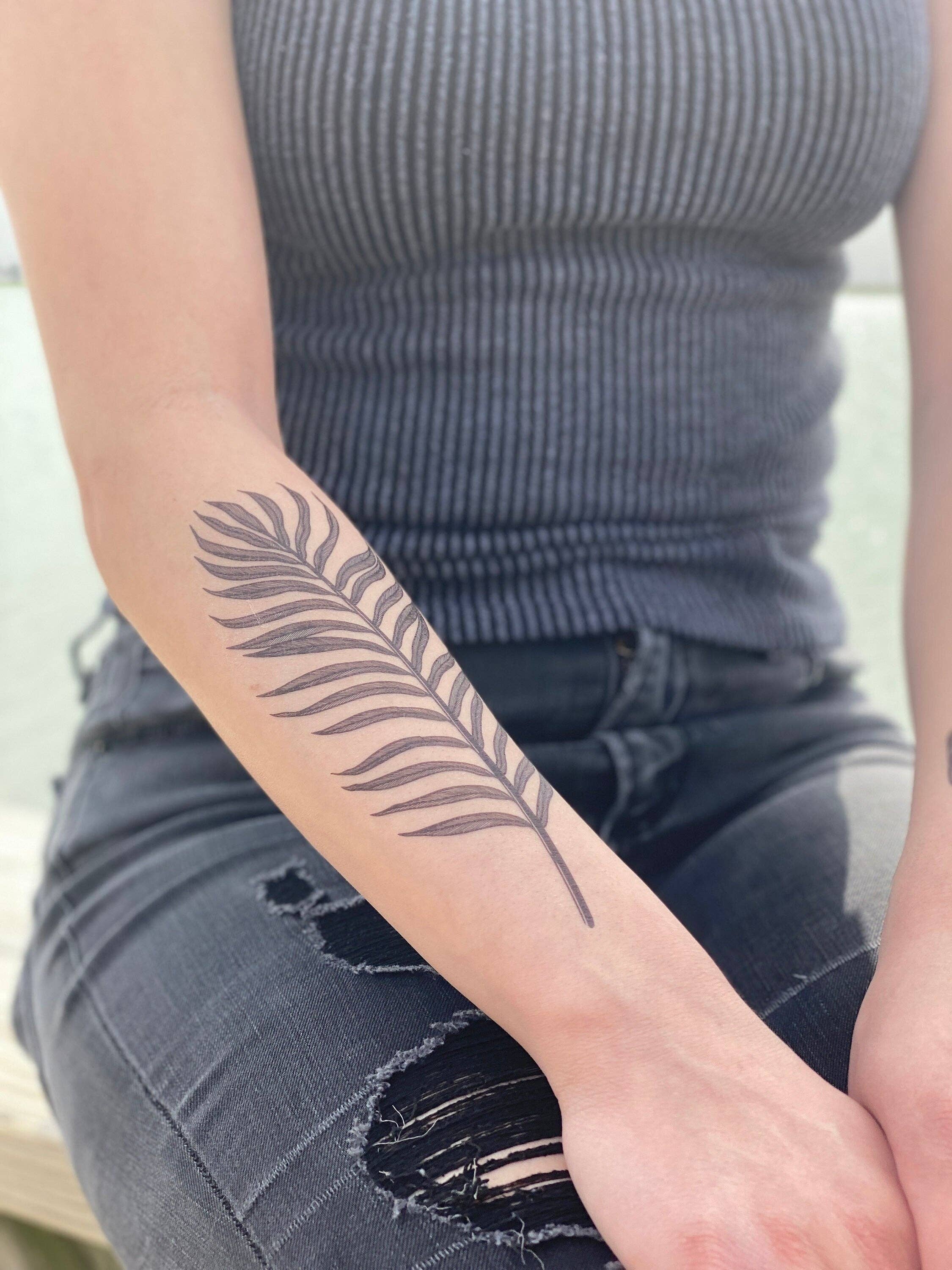 Palm leaves 💖💖💖 done at @bornraisedstudio . . . #tattoo #tattoos #ink  #inked #art #tattooartist #tattooart #tattooed #tattoolife #love #t… |  Instagram