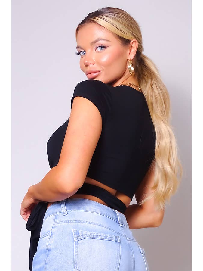 CEFIAN FASHION – Großhandel Strickoberteil – Damen – KREUZEN SIE MICH ÜBER CUTOUT CROSSOVER CROP TOP14