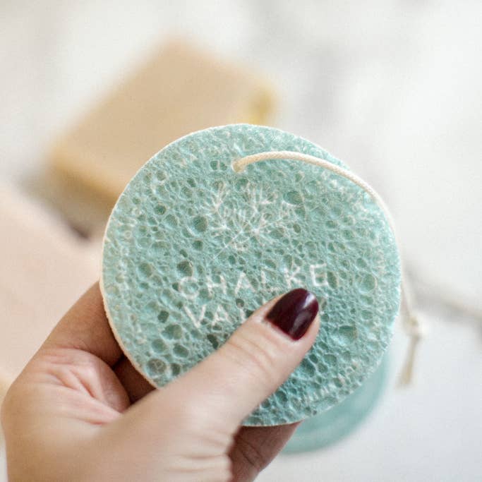 Chalke Valley Soaps – wholesale Facial cleanser – Compostable Magic Sponge for Gentle Facial Cleansing4