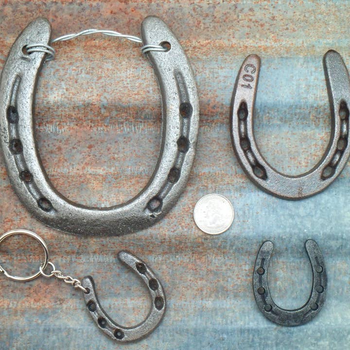 The Lucky Horse Company – wholesale Dimensionell/3D-väggkonst – Stor Lycklig Västern Hästsko - Vild och Fri Häst1