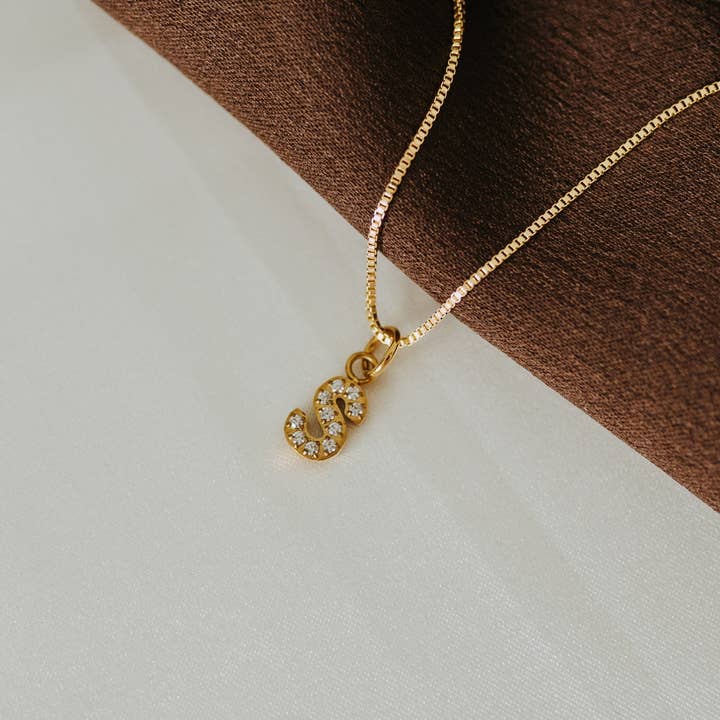 Sydney Rose Co. - Wholesale Pendant/Charm Necklace - Sparkle Letter Pendant Necklace1