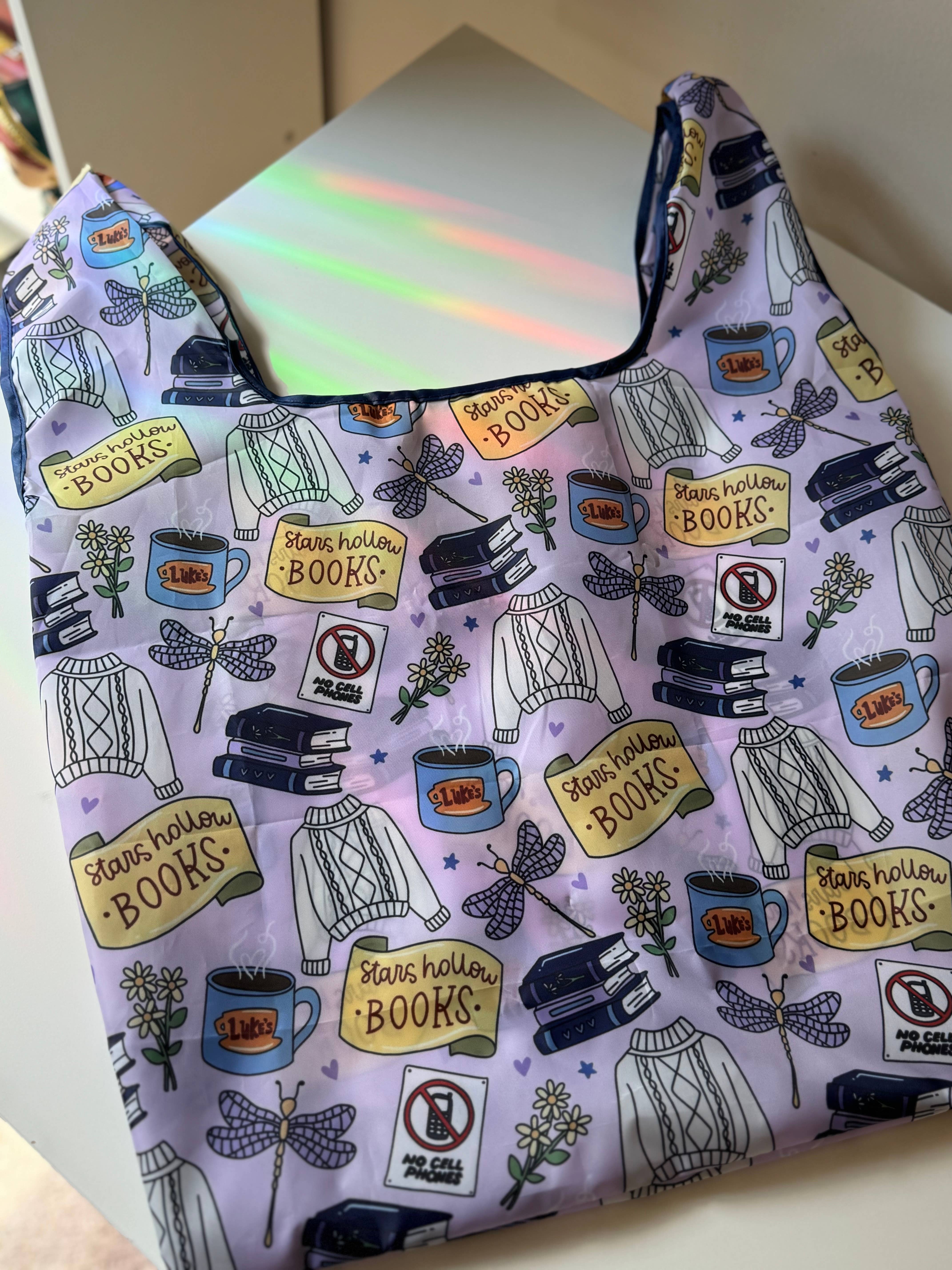 CrescentCatCo - Wholesale Grocery/Shopping Bag - Stars Hollow Books Reusable Shopping Bag, Fold Up Pouch1