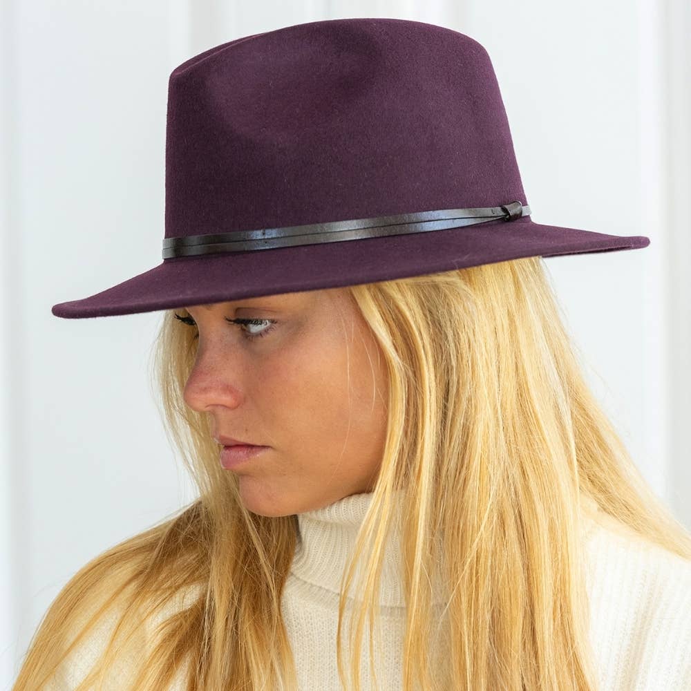 TRAVAUX EN COURS... - Wholesale Fedora - Women's - FELT HAT - leather band, sewn brim78