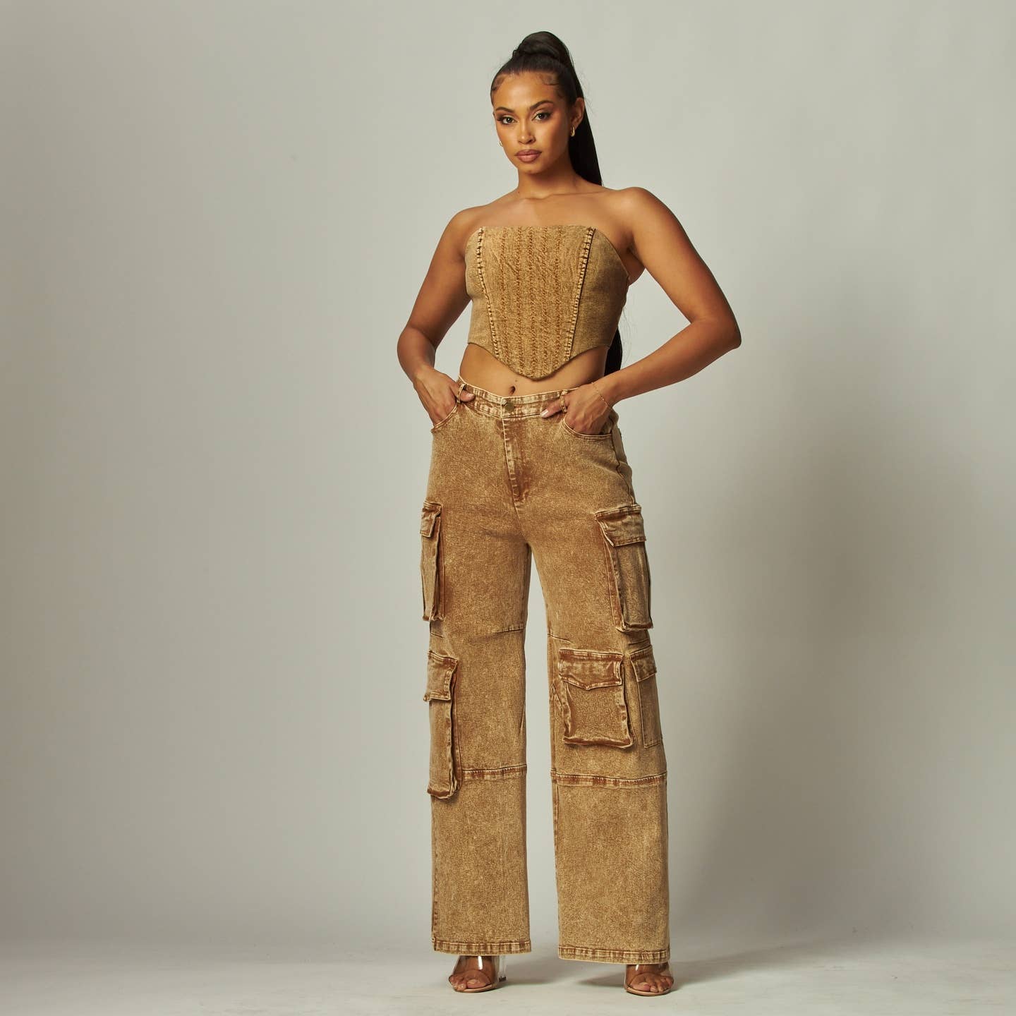 Boswell – Engroshandel Top- og buksesæt (IKKE Loungewear) - Dame – VASKET DENIM TOP OG BUKSESÆT2