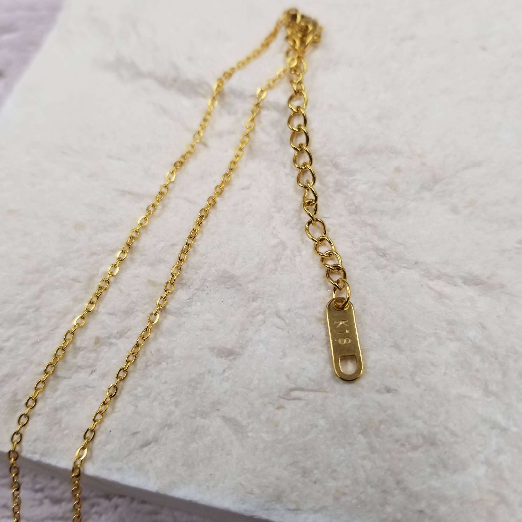 Treasure Wholesale - Vendita all'ingrosso Collana con ciondolo/pendaglio - Collana di perle Estrella 18K3