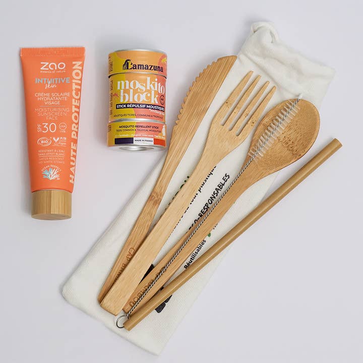 LAMAZUNA - Wholesale Travel Set - Camper pack: insect repellent, sunscreen, and utensils2