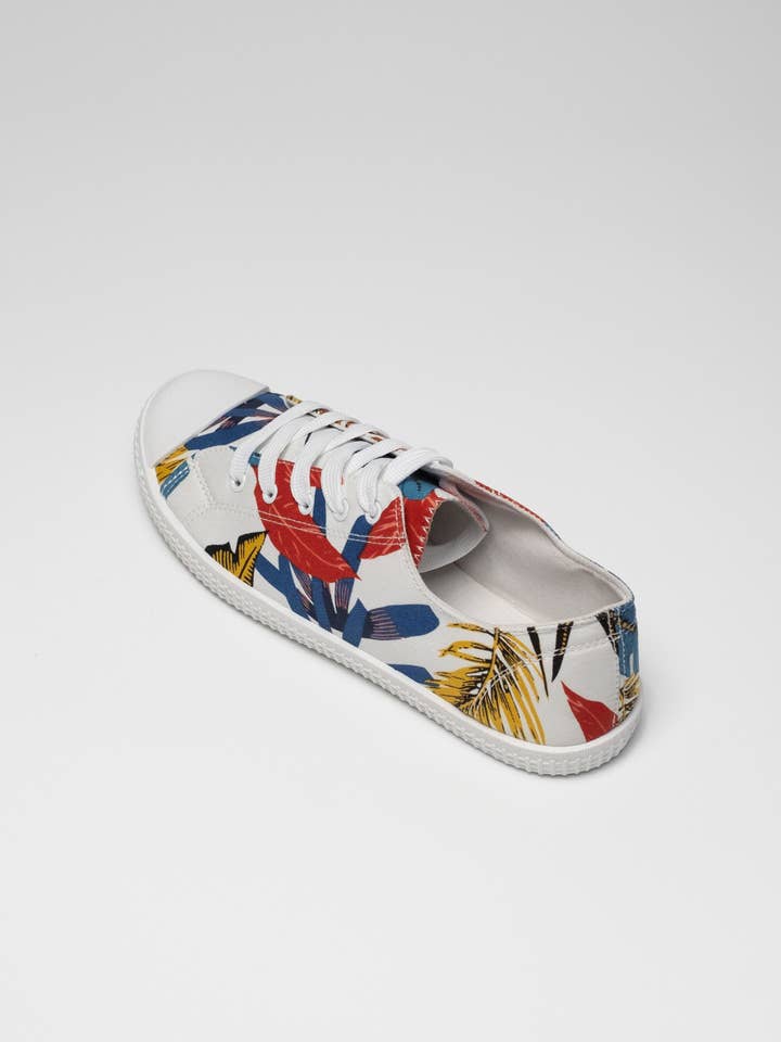 MB SMERWICK SA - Wholesale Lifestyle Sneakers - Women's - Flowers print sport shoe- 12 prs box-T. 36/414