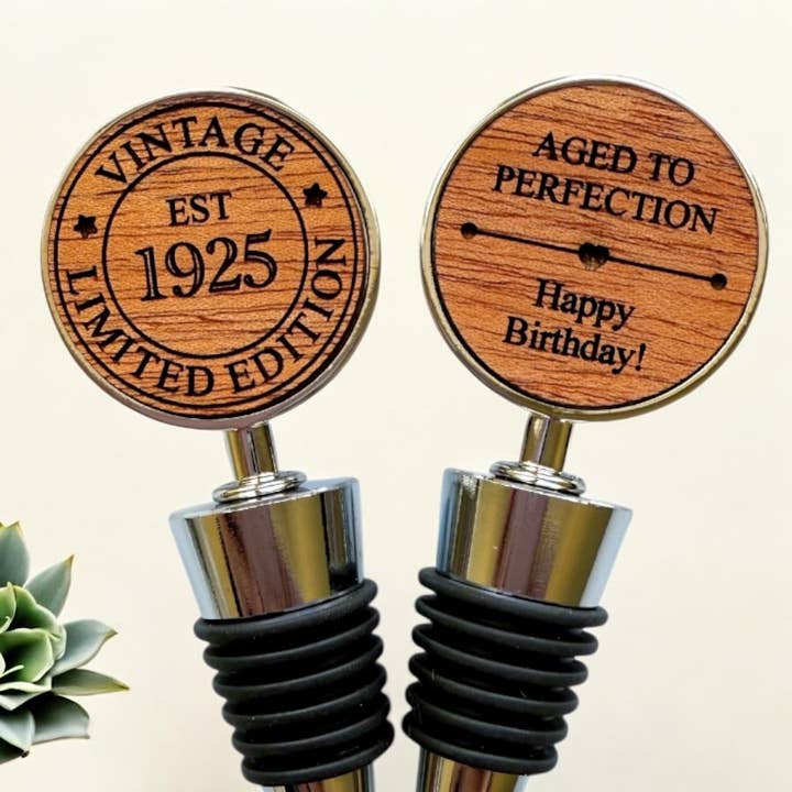 Bouchon de vin d'anniversaire, Vintage 1925 vieilli à la perfection pour la vente par Jazzy Jade Designs