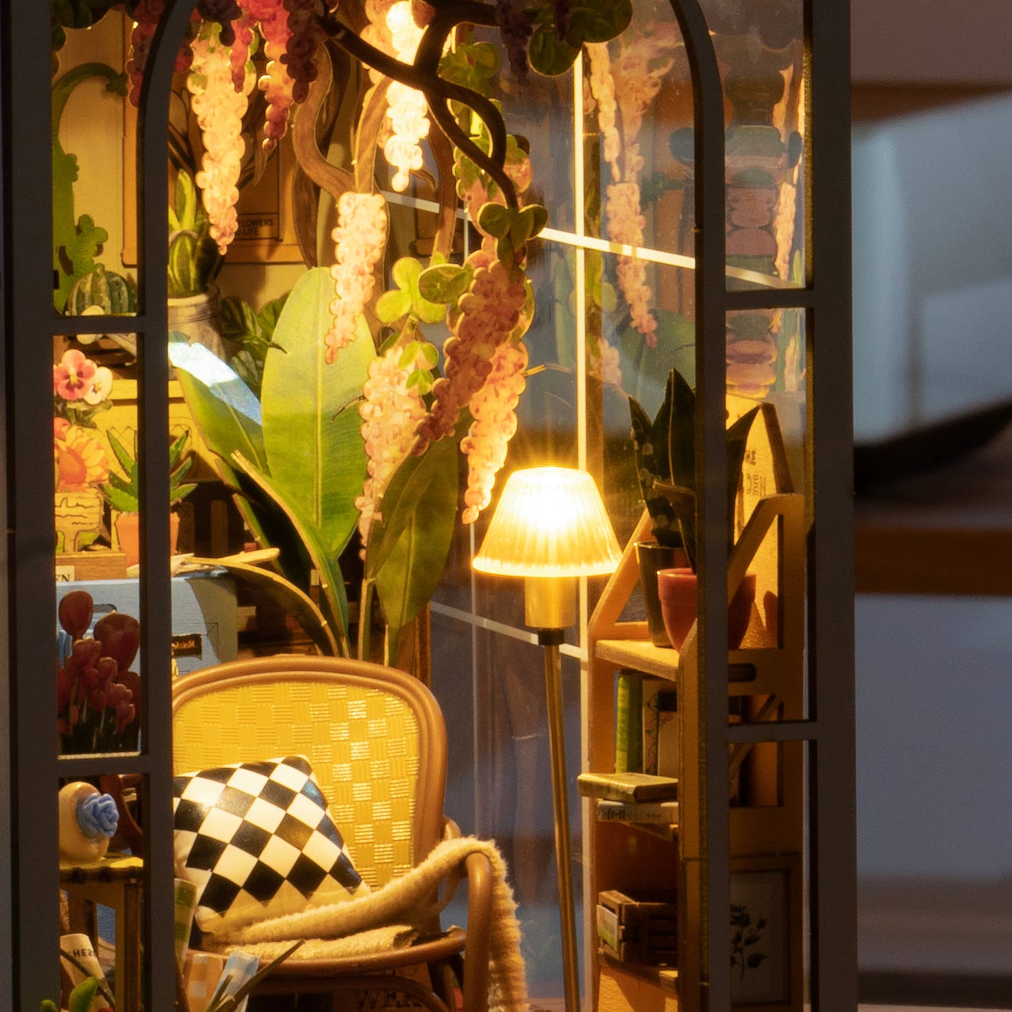 Hands Craft - Wholesale Puzzle - Kids - DIY Book Nook Kit: Garden House8