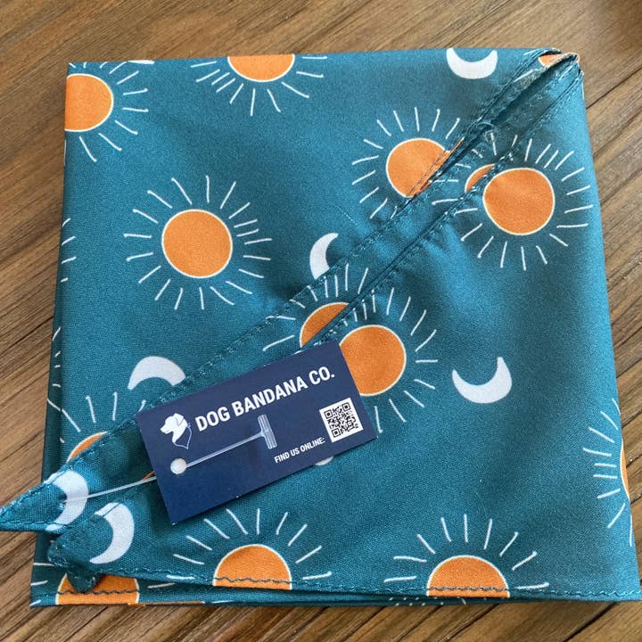 Dog Bandana Co. - Wholesale Pet Bandana - Dog - Tennessee Orange Tri-Star Dog Bandana