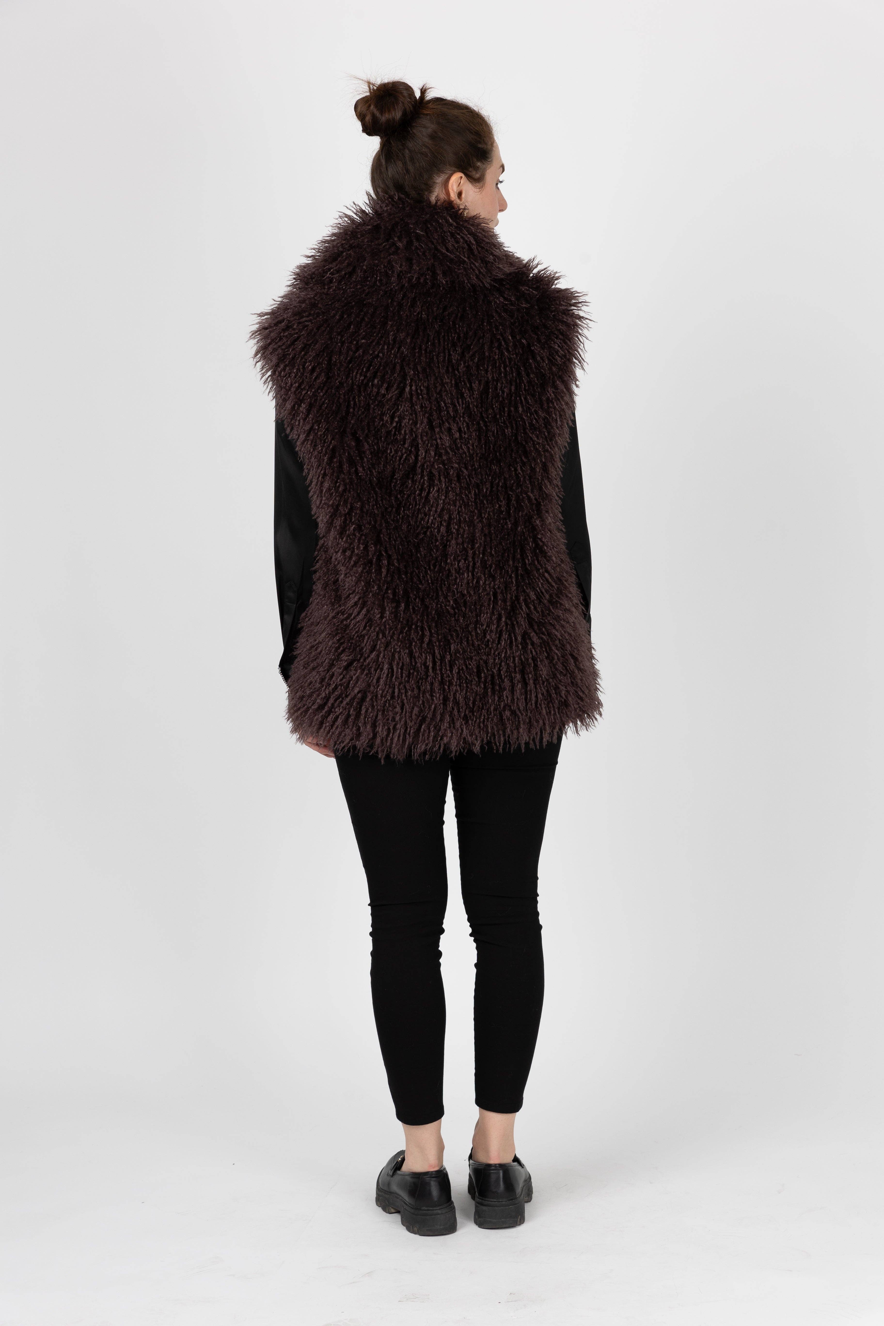 KZELL PARIS - Wholesale Outerwear Vest - Women's - SLEEVELESS VEST IN FAUX SHEEPSKIN FUR3