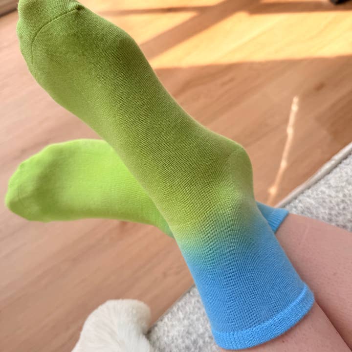Adult Sweet Step™ Sensory Socks - Lime Freeze for wholesale by Comfort on the spectrum