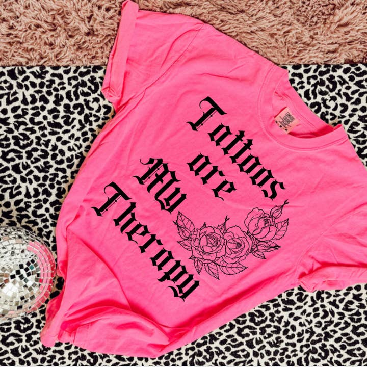 Twisted Iron Wholesale - Wholesale T-shirt (graphic) – women's - Tattoos Are My Therapy Comfort Colors Tee