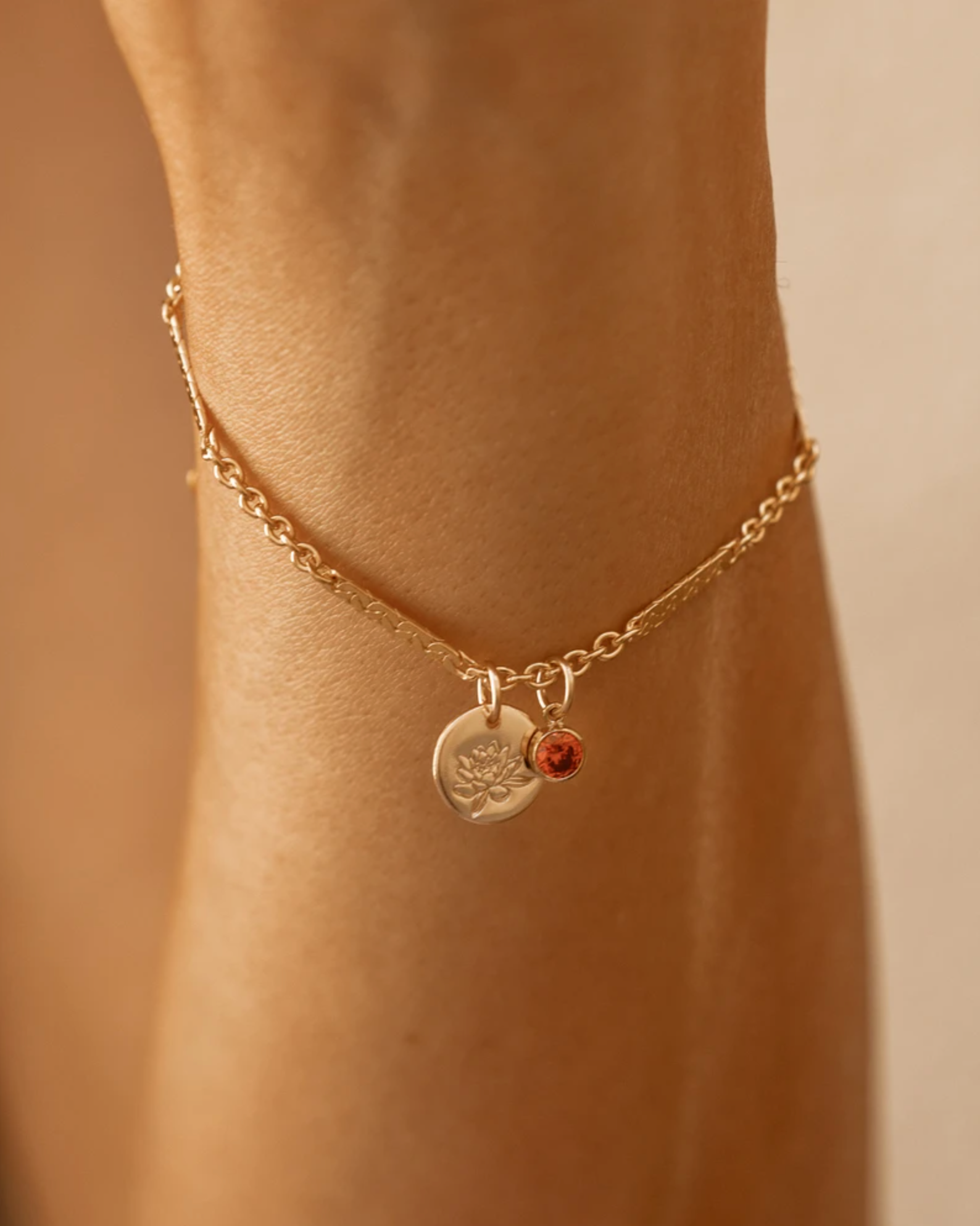 Everly Made - Wholesale Charm/Dangle Bracelet - Water Lily • July Birth Flower Small 3/8" Charm1