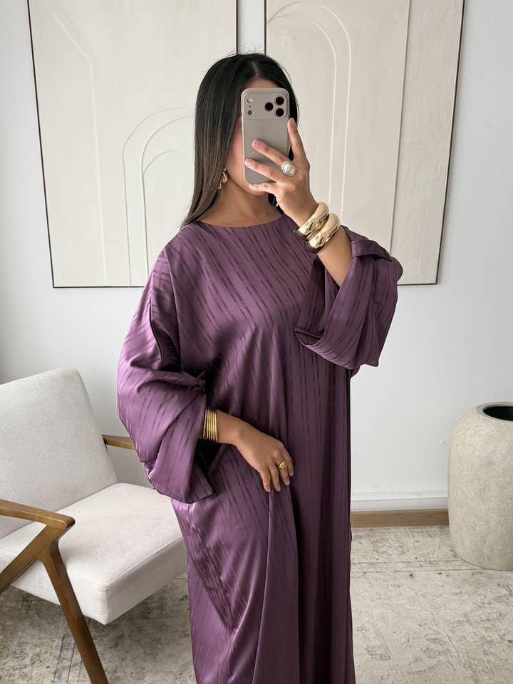 X435 Kjole Naëla for engroshandel hos White Icy