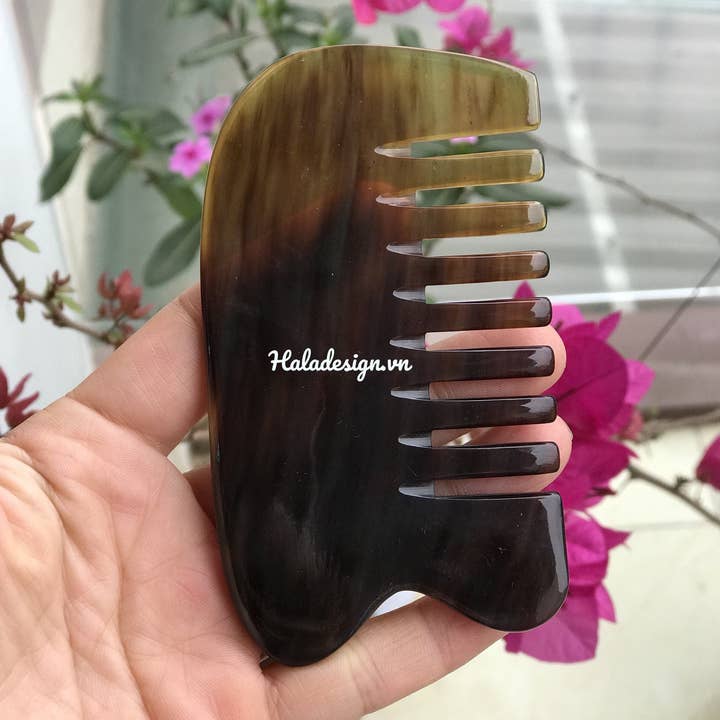 Hala Design - Vente Gua Shas - Peigne guasha en corne de buffle de poche, massage du cuir chevelu