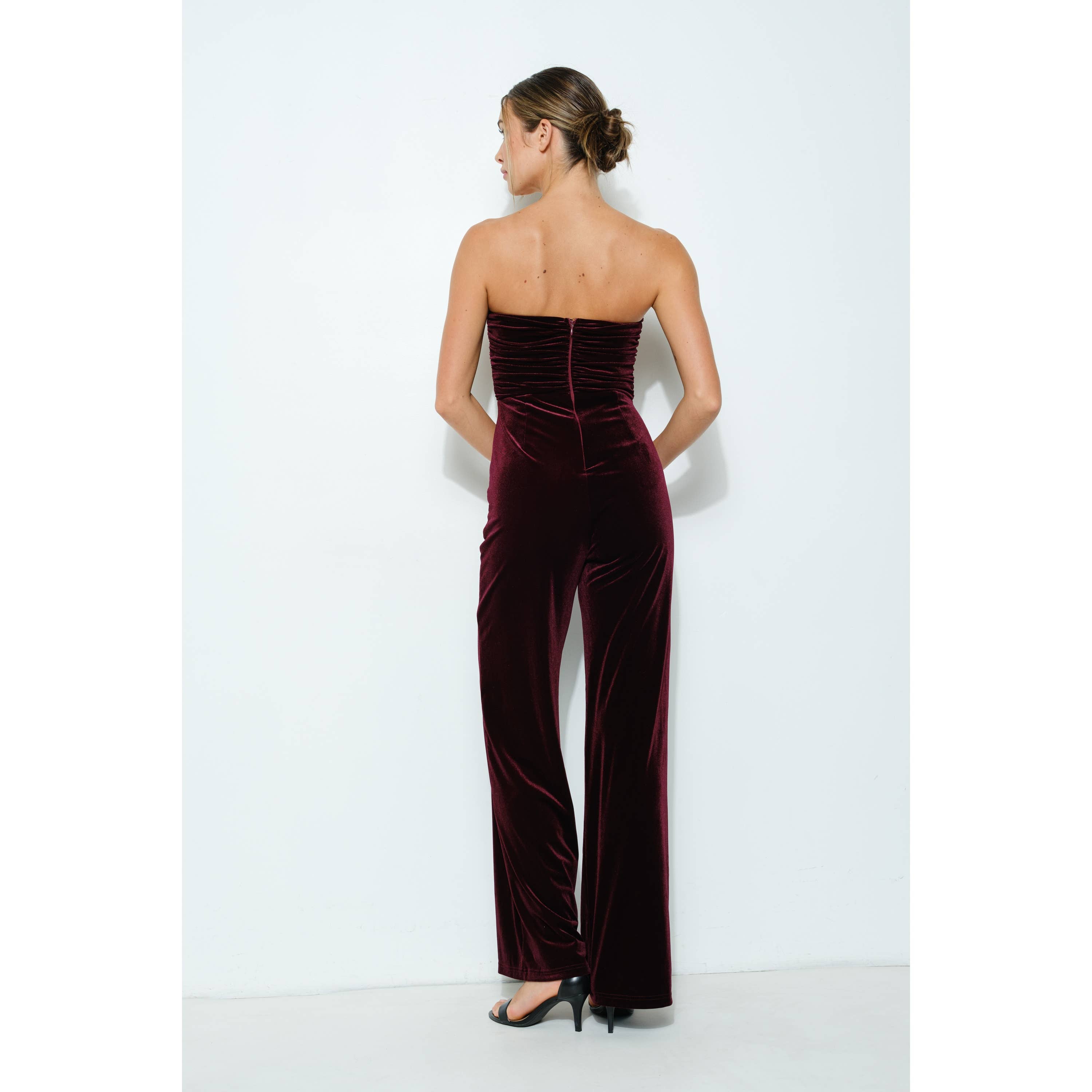 INA – wholesale Jumpsuit - Dam – Sweetheart Velvet Pearl Trim Axelbandslös Jumpsuit20