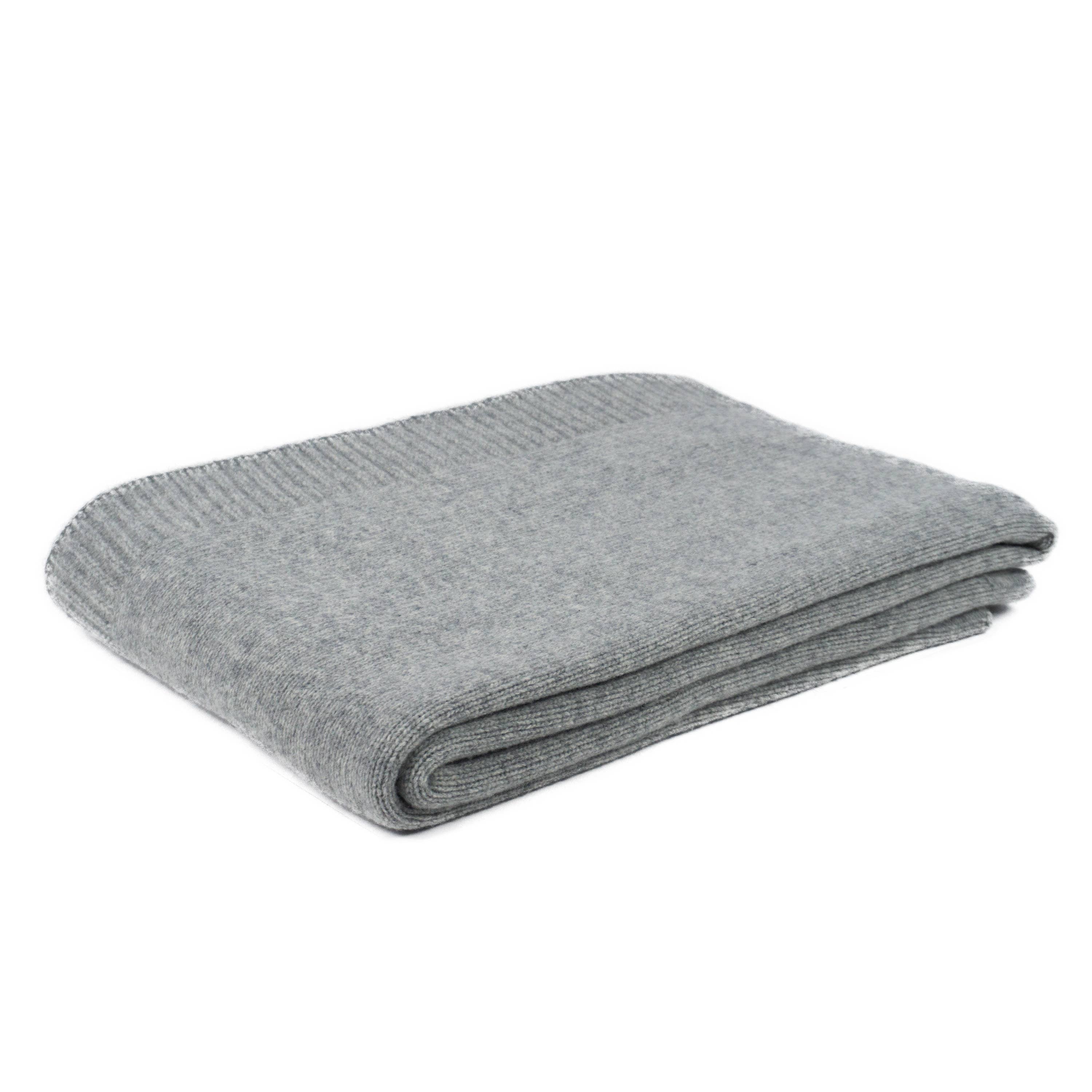 CottoHouse - Wholesale Throw Blanket - LEA Merino Wool Knitted Blanket7